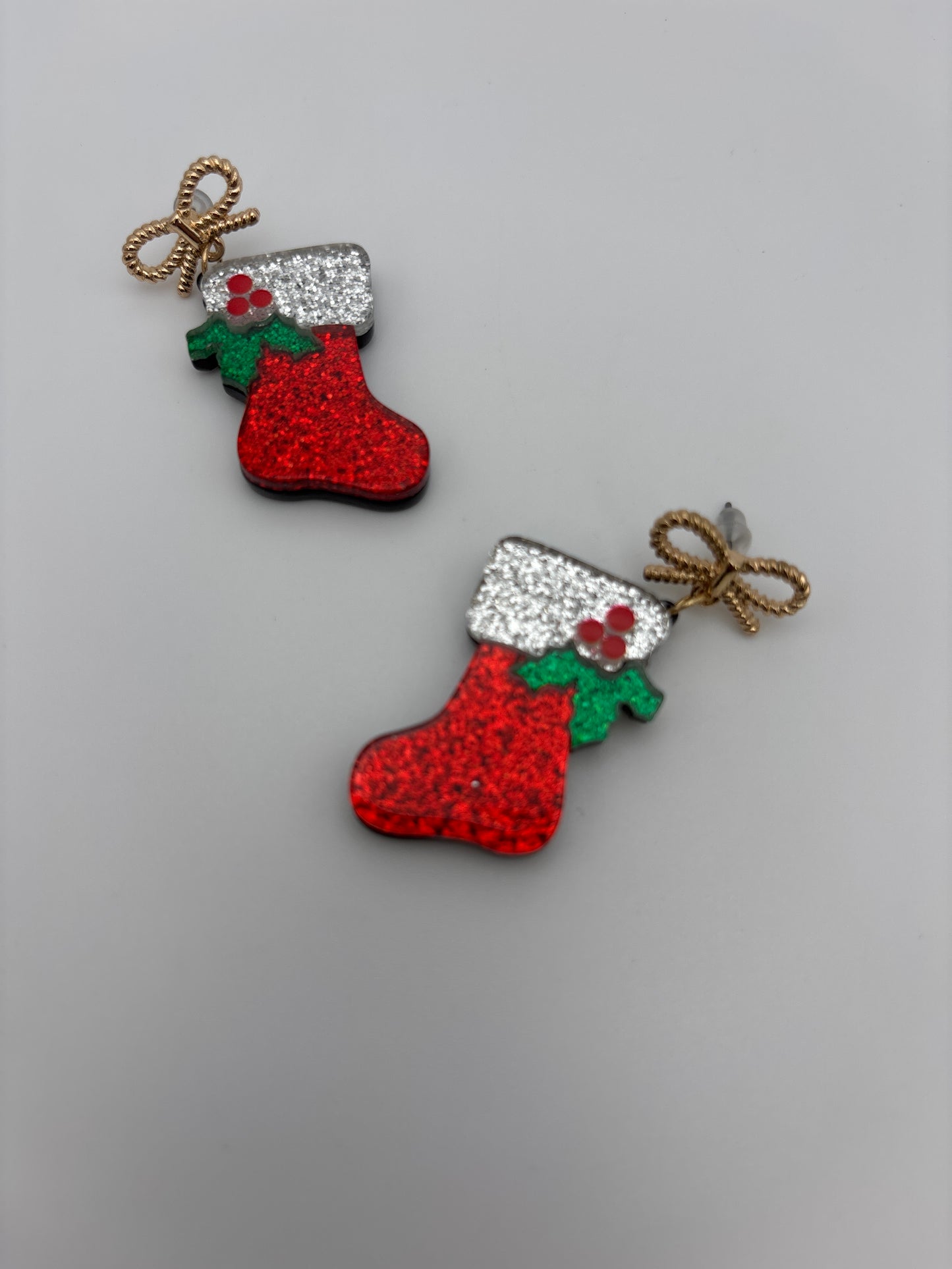 Red Glitter Christmas Stocking Earrings – Festive Holiday Earrings with Gold Bow - Beads & Glimmer
