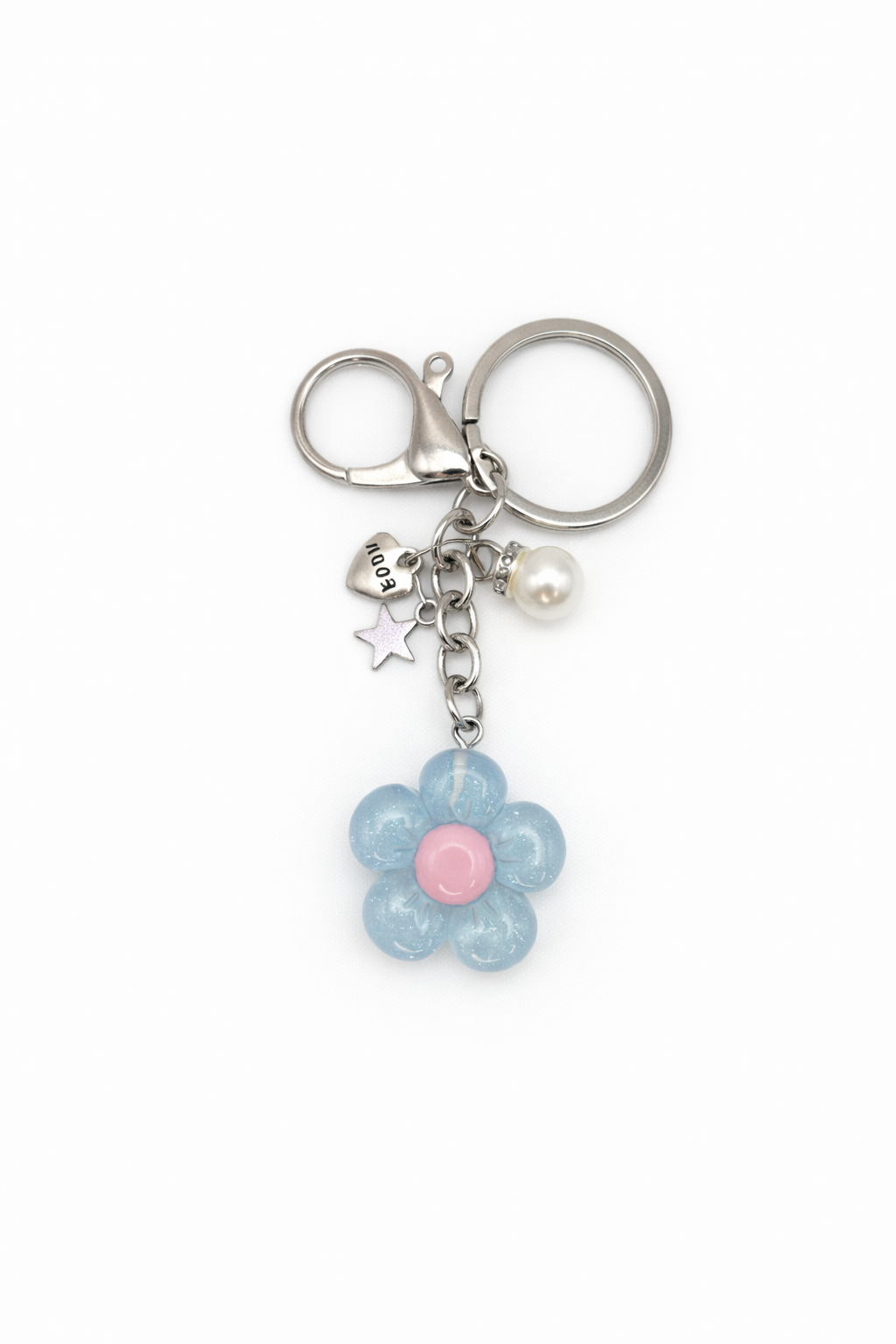 Pastel Blue Daisy with Pink Center and Charms Keychain – Cute Acrylic Flower Keychain - Beads and Glimmer