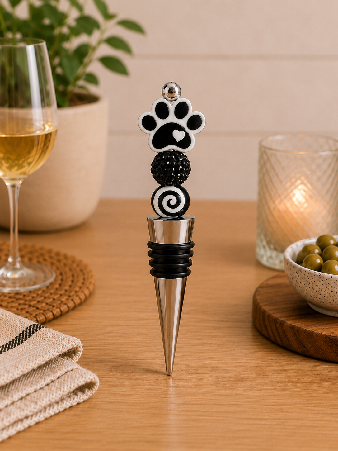 Black & White Paw Print Handmade Wine Bottle Stopper – Pet Lover Gift